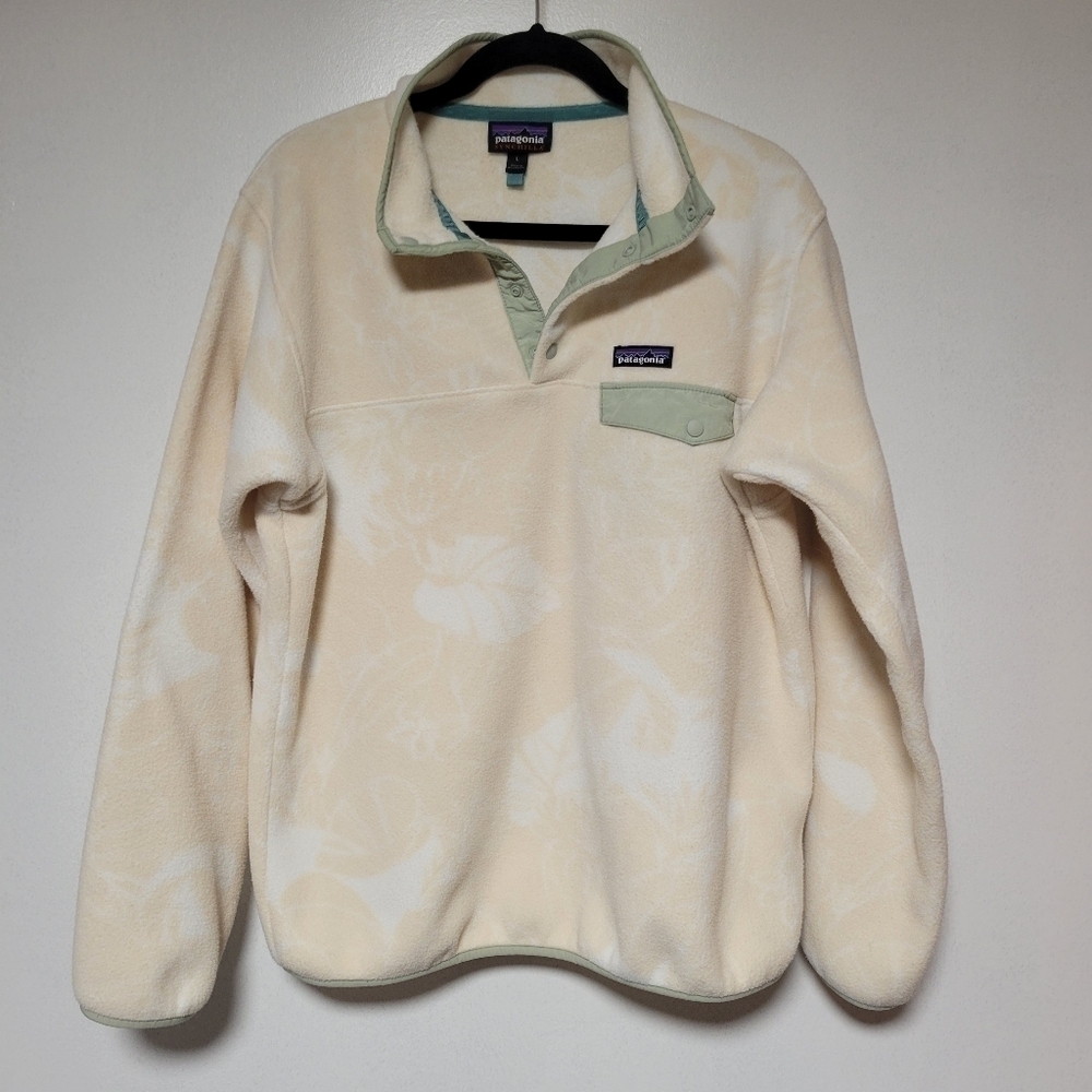 Patagonia synchilla Fleece Hawaiian palm print pullover (RARE) size large.